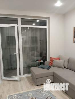 Студия квартира, посуточно, 35м2, 14/18 этаж