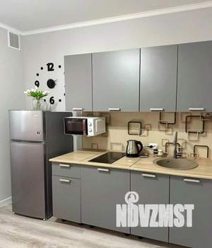 1-к квартира, посуточно, 37м2, 1/1 этаж