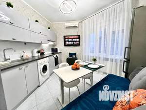 1-к квартира, посуточно, 40м2, 16/24 этаж