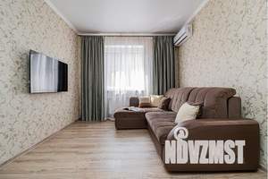 2-к квартира, посуточно, 65м2, 6/17 этаж