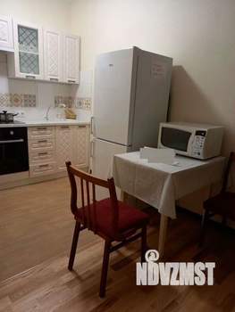 1-к квартира, посуточно, 40м2, 6/19 этаж