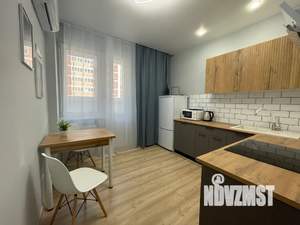 1-к квартира, посуточно, 33м2, 9/17 этаж