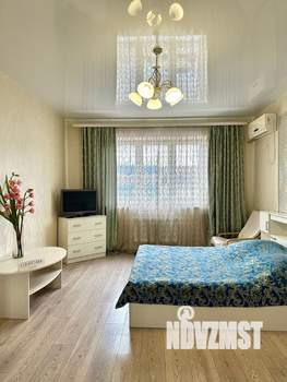 1-к квартира, посуточно, 50м2, 2/19 этаж