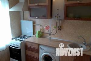 1-к квартира, посуточно, 33м2, 4/5 этаж