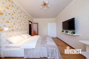 1-к квартира, посуточно, 40м2, 1/17 этаж