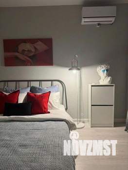 1-к квартира, посуточно, 34м2, 1/1 этаж