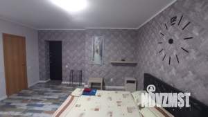 Студия квартира, посуточно, 30м2, 1/3 этаж