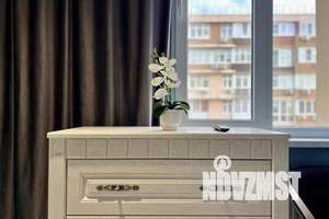 2-к квартира, посуточно, 58м2, 13/16 этаж