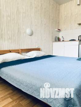 Студия квартира, посуточно, 20м2, 1/3 этаж
