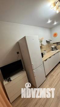 1-к квартира, посуточно, 37м2, 9/16 этаж