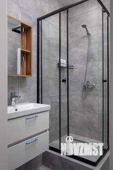 Студия квартира, посуточно, 24м2, 13/18 этаж