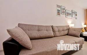 1-к квартира, посуточно, 46м2, 1/1 этаж