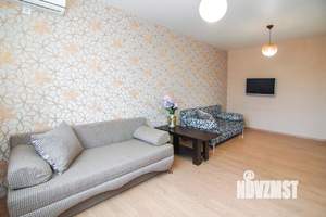 1-к квартира, посуточно, 55м2, 1/1 этаж