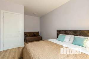 1-к квартира, посуточно, 42м2, 14/24 этаж