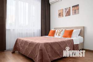 1-к квартира, посуточно, 38м2, 2/17 этаж