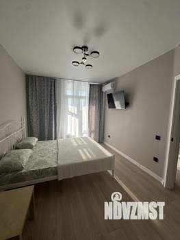 1-к квартира, посуточно, 38м2, 10/16 этаж