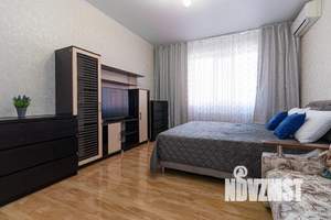 2-к квартира, посуточно, 65м2, 1/1 этаж