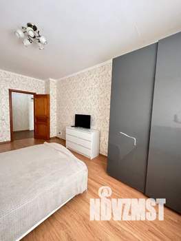 1-к квартира, посуточно, 50м2, 3/10 этаж