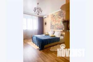 2-к квартира, посуточно, 70м2, 7/21 этаж