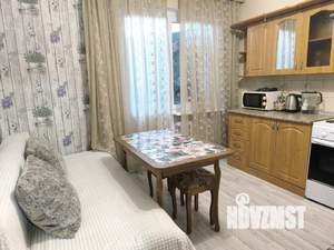 1-к квартира, посуточно, 38м2, 1/12 этаж