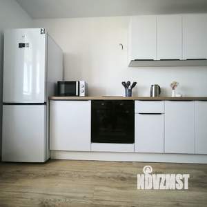 1-к квартира, посуточно, 42м2, 11/16 этаж