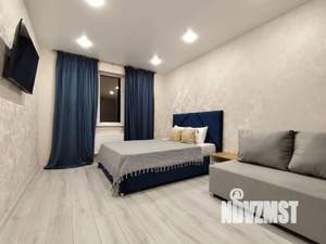 1-к квартира, посуточно, 39м2, 7/18 этаж