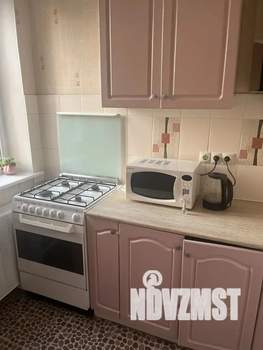 2-к квартира, посуточно, 42м2, 5/5 этаж