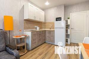 1-к квартира, посуточно, 38м2, 9/20 этаж