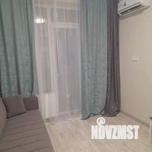 1-к квартира, посуточно, 45м2, 3/18 этаж