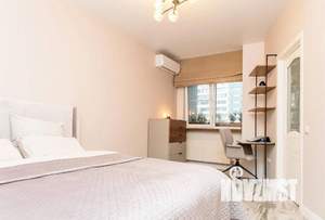 1-к квартира, посуточно, 56м2, 1/1 этаж