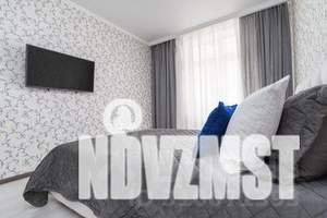 2-к квартира, посуточно, 70м2, 7/17 этаж