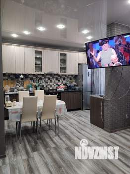 2-к квартира, посуточно, 61м2, 14/16 этаж