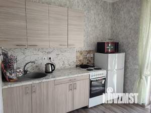 1-к квартира, посуточно, 37м2, 3/18 этаж