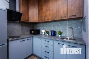 1-к квартира, посуточно, 40м2, 12/25 этаж