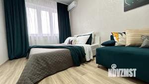 1-к квартира, посуточно, 38м2, 19/25 этаж