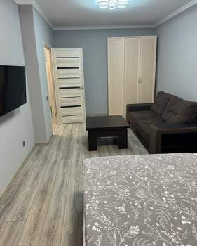 1-к квартира, на длительный срок, 40м2, 7/25 этаж