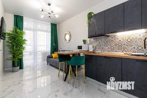 1-к квартира, посуточно, 42м2, 4/21 этаж