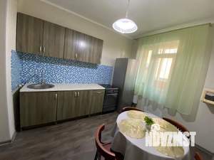 1-к квартира, посуточно, 37м2, 3/18 этаж