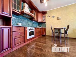 1-к квартира, посуточно, 38м2, 7/10 этаж