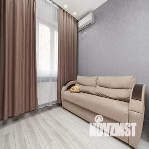 1-к квартира, посуточно, 37м2, 10/22 этаж