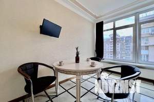 2-к квартира, посуточно, 58м2, 13/16 этаж