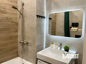 1-к квартира, посуточно, 42м2, 1/1 этаж