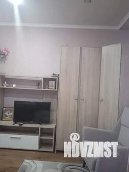 Студия квартира, посуточно, 34м2, 1/4 этаж