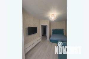 1-к квартира, посуточно, 42м2, 12/20 этаж