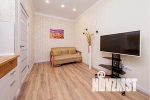 1-к квартира, посуточно, 42м2, 1/19 этаж