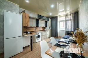 2-к квартира, посуточно, 65м2, 13/16 этаж