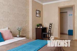 1-к квартира, посуточно, 42м2, 4/17 этаж