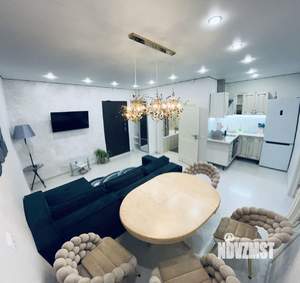 2-к квартира, посуточно, 44м2, 9/25 этаж