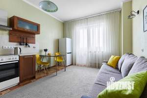 1-к квартира, посуточно, 42м2, 1/1 этаж