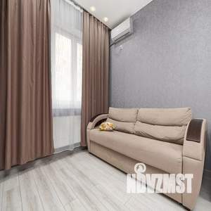 1-к квартира, посуточно, 37м2, 1/1 этаж